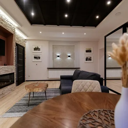 Premium - Ground Floor With Separate Entrance * Ryga