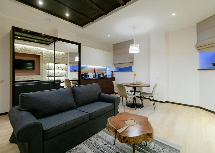 Apartment Premium - Ground Floor With Separate Entrance